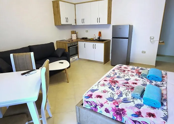 Deda's Summer Vlorë