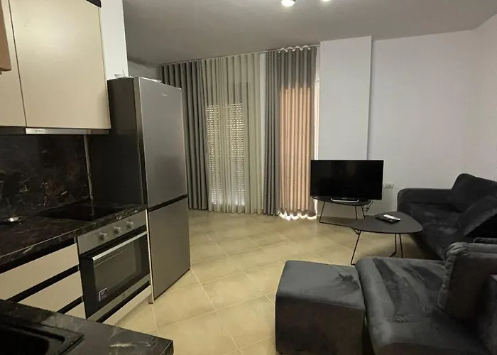 Deda's Summer Vlorë